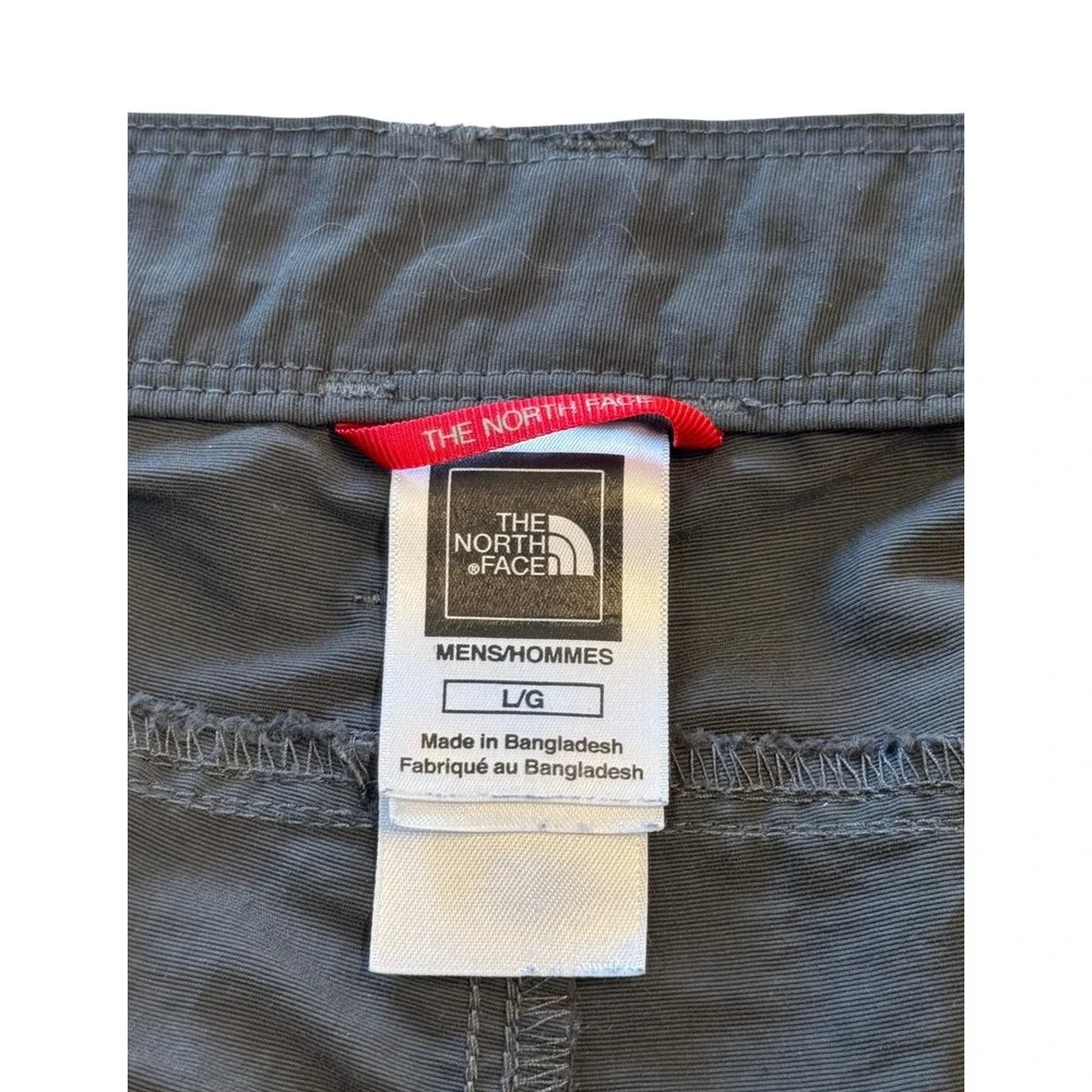 The North Face Mens LARGE Dark Gray Cargo Shorts‎ Hiking Outdoors Elastic Waist